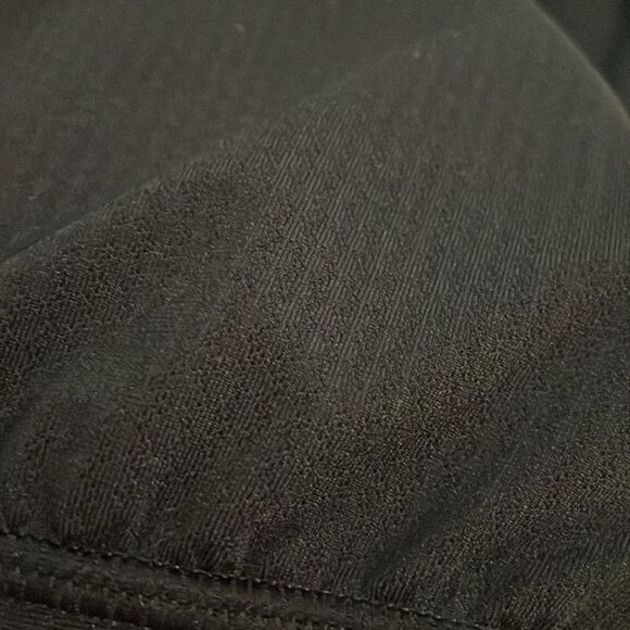 Lululemon No Limits Black Gray Tank Top with Built in Shelf Bra Womens Size 4 - Picture 10 of 10